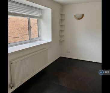 4 bedroom detached house to rent - Photo 5