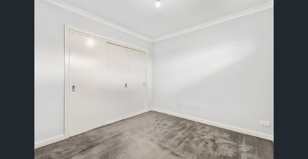 Modern, Low-Maintenance Living in a Prime Tullamarine Location - Photo 2