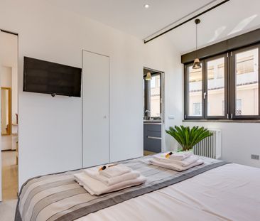 PICCOLOMINI - ATTICO CON AMPIO TERRAZZO - Photo 1