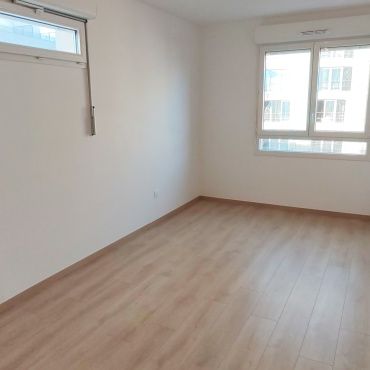 Location Appartement 2 pièces 42m² VALENCIENNES 59300 - Photo 1