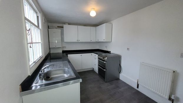 Wadebridge, Wadebridge, PL27 - Photo 1