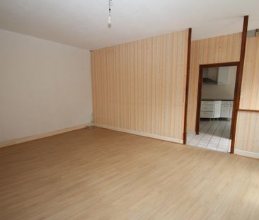 Location Appartement 4 pièces 99m² LUZY 58170 - Photo 1
