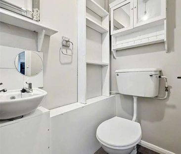 St. Marys Avenue, Hailsham, East Sussex, BN27 - Photo 4