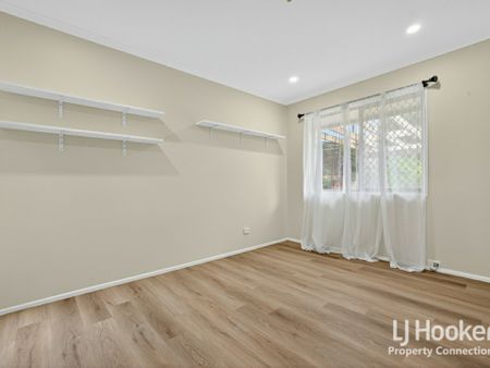 Low Set Brick Home Offering Comfort, Convenience and Charm - Photo 5