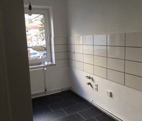 Die gefällt mir: günstig geschnittene 3-Zimmer-Wohnung - Foto 3