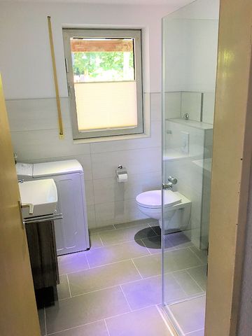 Chices Apartment mit Terrasse, Leverkusen - Photo 5