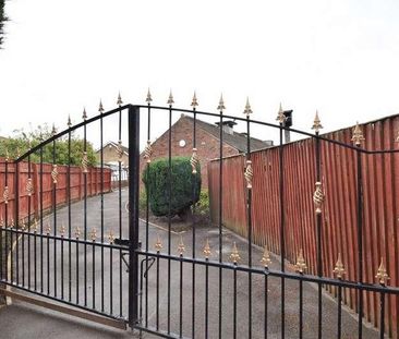 Church View, Wakefield, WF1 - Photo 1