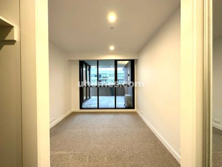 1Bedrooms, 1Bathrooms - Photo 4