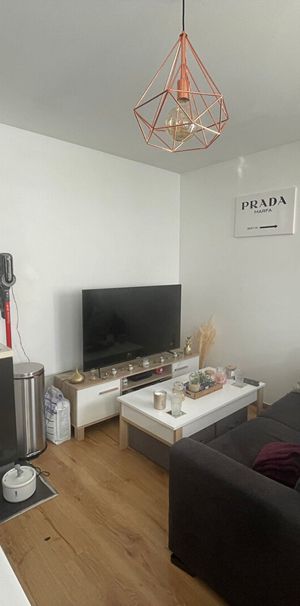 Location Appartement 2 pièces 31m² - Photo 1