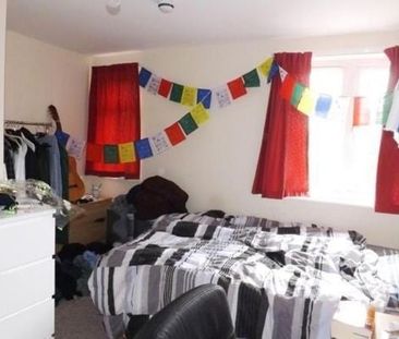 Room in a Shared House, Teignmouth Road, B29 - Photo 6