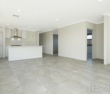 Near new seaside home - Photo 5