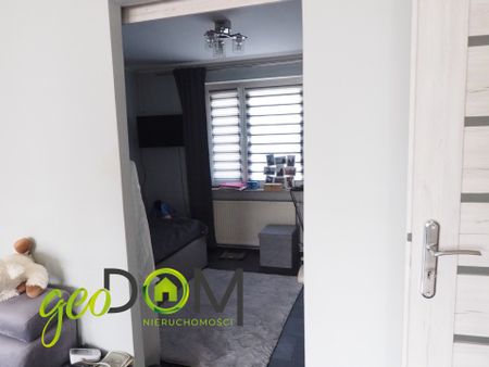 Odrębne mieszkanie w połówce bliźniaka - Zdjęcie 4