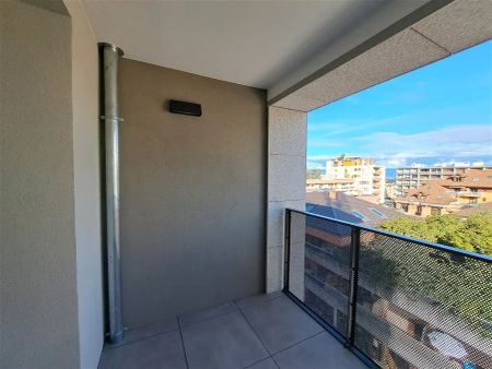 Location appartement 1 pièce - 32m² à Thonon les bains (74200) - Photo 3