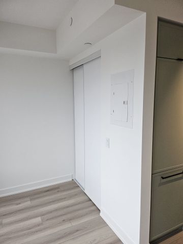 For Lease - 1200 Dundas Street Unit# 207, Toronto, Ontario - Photo 3