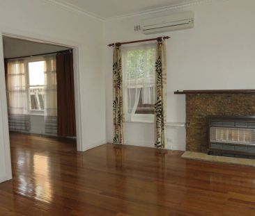 Well Presented 3 Bedroom Family Home – Balwyn High School Zone !!! - Photo 1