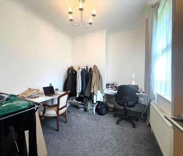 Chalet Estate, Hammers Lane, London, Mill Hill, NW7 - Photo 4