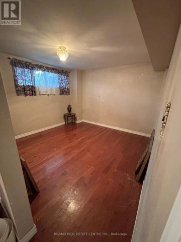 56 ARDGLEN DRIVE - Photo 4