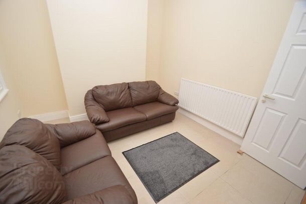 84 Cromwell Road, Belfast, BT7 1JY - Photo 1