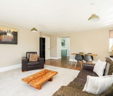 2 bedroom apartment to rent - Photo 2
