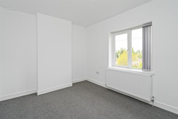 4 bed semi-detached house to rent in Warstock Road, Birmingham, B14 - Photo 1