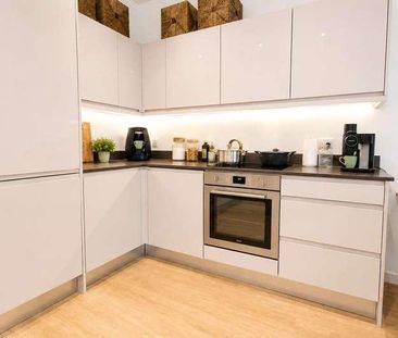 River Court, Sheerwater, Woking, Surrey, GU21 - Photo 2