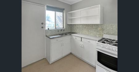 Coastal Charm in Prime Shoalwater Location - Photo 4