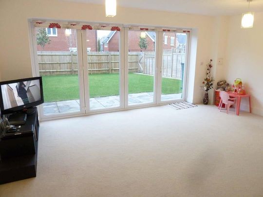 Sherwood Way, Epsom, Surrey, KT19 8GY - Photo 1