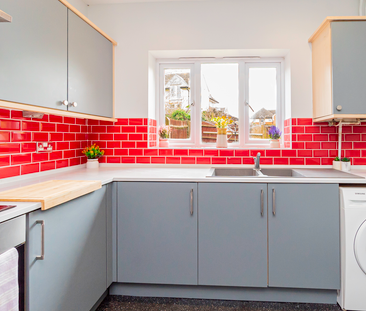 Penlon Place Room 1 - Photo 2