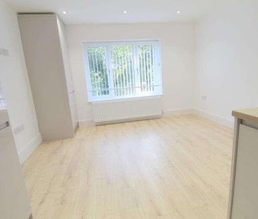 Hazeloak Road, Shirley, Solihull, B90 - Photo 1