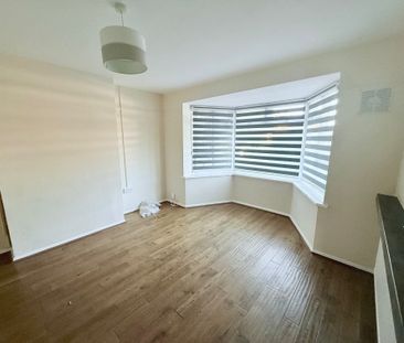 Newhouse Crescent, Watford - Photo 4