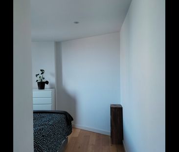 Room in a Shared Flat, Altyre Road, CR0 - Photo 3