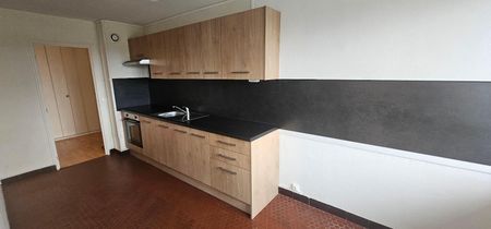 Location Appartement 3 pièces 75m² DOUAI 59500 - Photo 2
