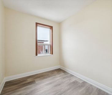 For Lease - 1132 Glengrove Avenue, Toronto, Ontario - Photo 4