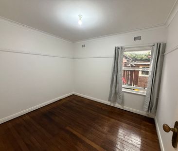 Art Deco building in popular Beaumont Street - Photo 5