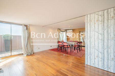 Exclusivo ático con gran terraza, parking y piscina comunitaria en Pedralbes - Photo 3