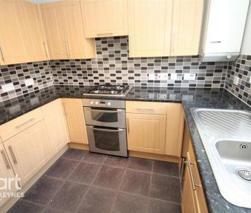3 bedroom semi-detached house to rent - Photo 5