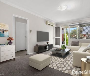 Spacious Unit in Boutique Block of Six - Photo 2
