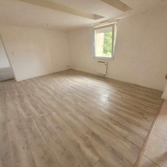 CHARMES (88130) - Appartement - Photo 1