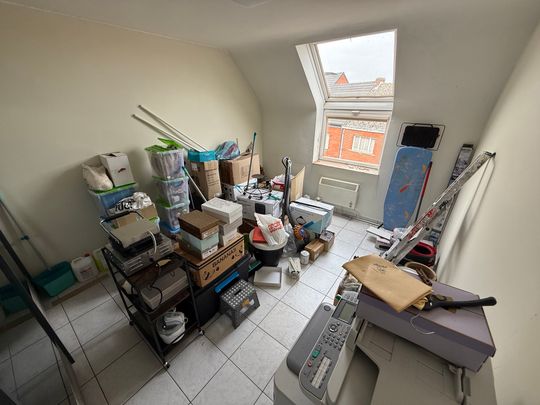 WICHELEN - Ruim appartement mét garage. - Foto 1