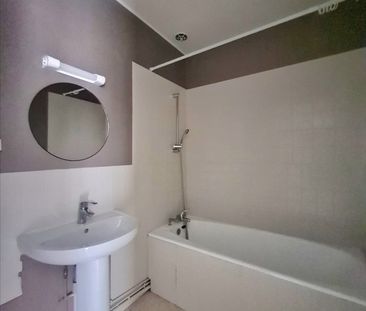 Location Appartement 2 pièces 45m² - Photo 3