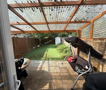 3 bedroom terraced house to rent - Photo 4