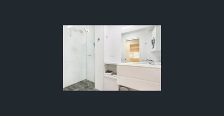 Sunlit Riverfront Retreat on Parkyn Parade, Steps from Mooloolaba Beach - Photo 4