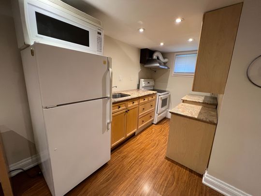 For Lease - 428 Paliser Crescent, Richmond Hill, Ontario - Photo 1