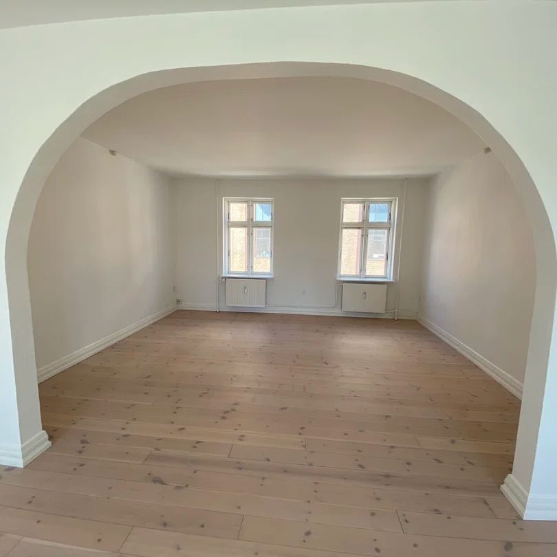 Indbydende lejlighed med moderne detaljer i Aalborg - Foto 1