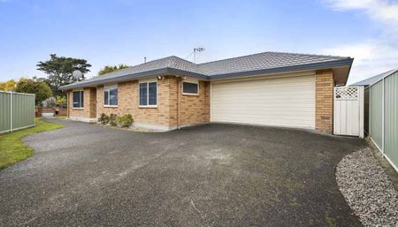 Fresh Townhouse on Featherston! - Photo 4