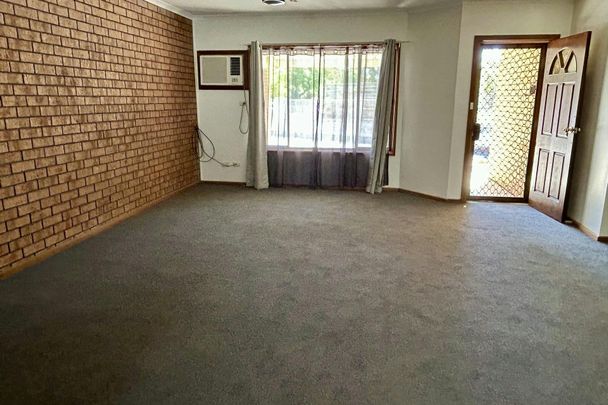 Town Centre Unit - Photo 1