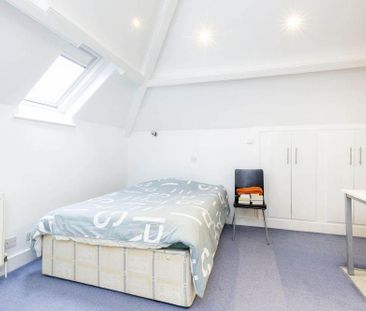 Studio to rent - Photo 6