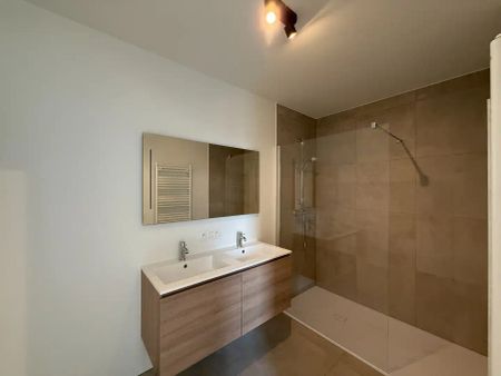 Nieuwbouwappartement met autostandplaats te Izegem - Photo 5