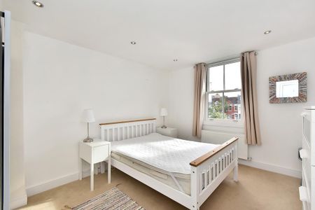 2 bedroom flat to rent - Photo 3
