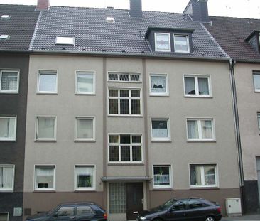 Helle Dachgeschosswohnung in Frohnhausen. Modernisiert in 2020. Übe... - Foto 1